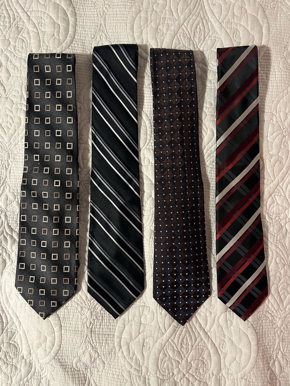 Set of 4 Men's Classic Silk Ties